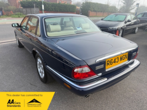 1998 Jaguar Xj Xj8 in Blue — image 6