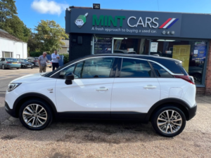 2020 Vauxhall Crossland X 1.5 Turbo D Griffin in White — image 6