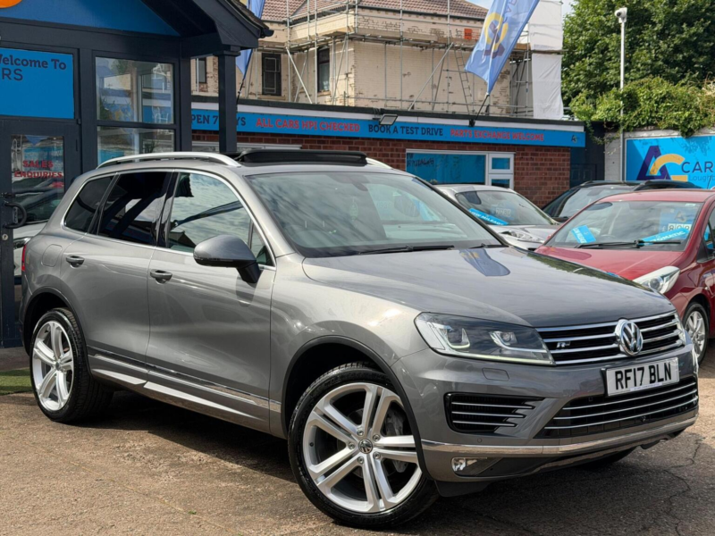 2017 Volkswagen Touareg 3.0 Tdi V6 Bluemotion Tech R-Line Plus Tiptronic 4WD Euro 6 (s/s) 5dr in Grey — image 1