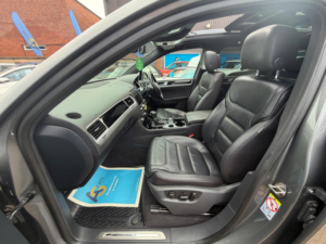 2017 Volkswagen Touareg 3.0 Tdi V6 Bluemotion Tech R-Line Plus Tiptronic 4WD Euro 6 (s/s) 5dr in Grey — image 4