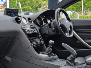 2013 Peugeot Rcz 2.0 Hdi Gt Coupe 2dr Diesel Manual Euro 5 (163 Ps) in White — image 3