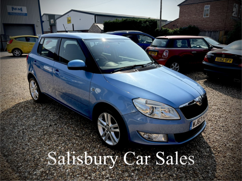 2013 Skoda Fabia 1.2 Tsi Elegance in Blue — image 1