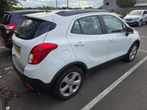 2014 Vauxhall Mokka 1.7 Cdti Tech Line 2WD Euro 5 (s/s) 5dr in White — image 3