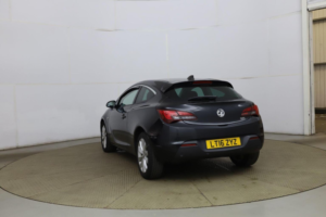 2016 Vauxhall Astra Gtc 1.6 Cdti Ecoflex Sri Euro 6 (s/s) 3dr in Black — image 5