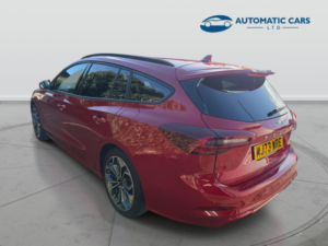 2023 Ford Focus St-Line X Mhev in Red — image 4