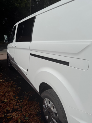2022 Ford Transit 2.0 Transit Custom Limited Dciv 300 L2 2.0l Ecoblue 130ps Fwd 6 Speed Manual in White — image 2