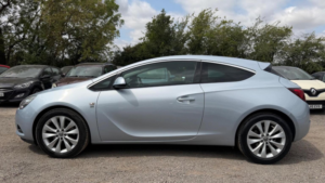 2014 Vauxhall Astra Gtc 1.4t Sri Euro 5 (s/s) 3dr in Silver — image 6