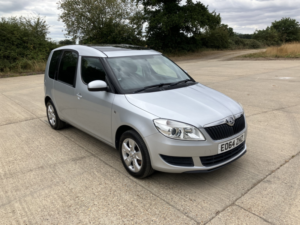 2014 Skoda Roomster 1.2 Tsi Se Automatic in Silver — image 2