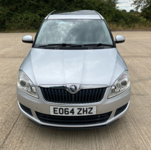 2014 Skoda Roomster 1.2 Tsi Se Automatic in Silver — image 5