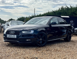 2013 Audi A4 2.0 Tdi Black Edition Euro 5 (s/s) 4dr in Black — image 4