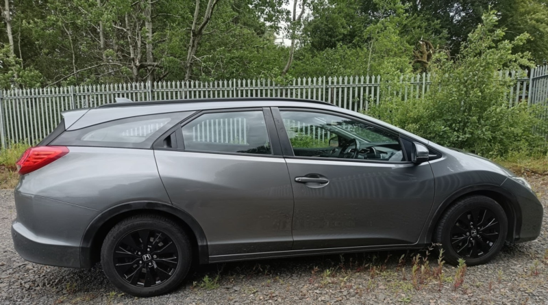 2016 Honda Civic 1.6 I-Dtec Se Plus in Grey — image 1