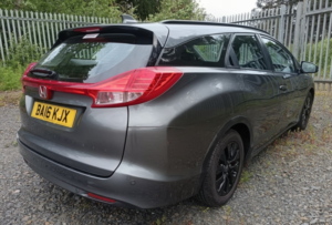 2016 Honda Civic 1.6 I-Dtec Se Plus in Grey — image 3