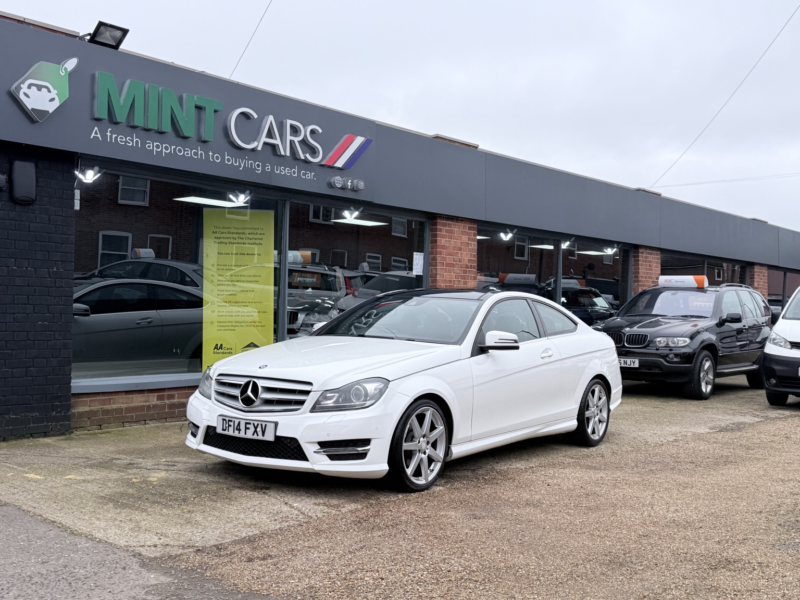 2014 Mercedes-Benz C Class 2.1 C220 Cdi Amg Sport Edition in White — image 1