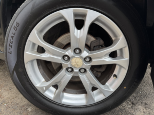 2014 Mitsubishi Outlander 2.2 Di-D Gx4 in Black — image 6