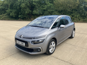 2017 Citroen C4 Picasso 1.6 Bluehdi Flair Automatic in Grey — image 6
