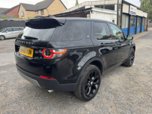 2016 Land Rover Discovery Sport 2.0 Td4 Hse SUV 5dr Diesel Auto 4WD Euro 6 (s/s) (180 Ps) in Black — image 5