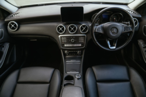 2017 Mercedes-Benz A Class 1.5 A180d Sport Hatchback 5dr Diesel 7g-Dct Euro 6 (s/s) (109 Ps) in White — image 2