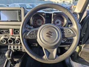 2024 Suzuki Jimny 1.5 Sierra Allgrip Auto in Green — image 3