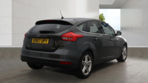2017 Ford Focus 1.0 T Ecoboost Zetec Grey 5dr 1 Keeper+satnav+cruise+9 Stamps in Grey — image 2