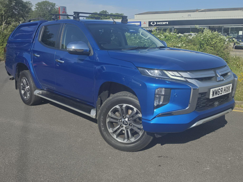 2020 Mitsubishi L200 2.2 Di-D Dc Barbarian X Auto 4WD Euro 6 (s/s) 4dr in Blue — image 1