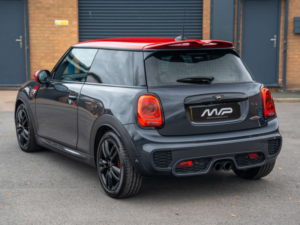 2017 MINI Hatch 2.0 John Cooper Works Auto 3dr in Grey — image 2