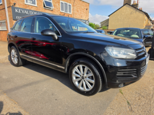 2011 Volkswagen Touareg 3.0 Tdi V6 Bluemotion Tech Se SUV 5dr Diesel Tiptronic 4WD Euro 5 (s/s) (245 Ps) in Black — image 2
