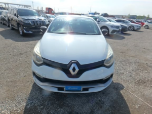 2013 Renault Clio R.s 200 - Cup Edition in White — image 2