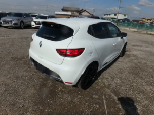 2013 Renault Clio R.s 200 - Cup Edition in White — image 4