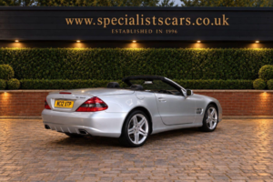 2012 Mercedes-Benz Sl 3.0 Sl300 7g-Tronic 2dr in Silver — image 6