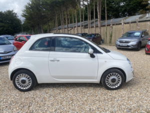 2013 Fiat 500 1.2 Lounge in White — image 2