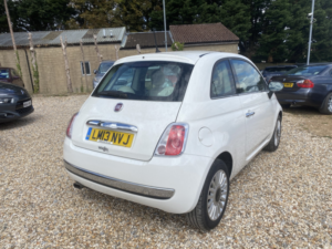 2013 Fiat 500 1.2 Lounge in White — image 3