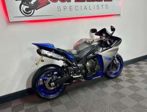 2014 Yamaha R1 1000 in Blue — image 3