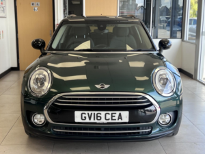 2016 MINI Clubman 1.5 Clubman Cooper in Green — image 3