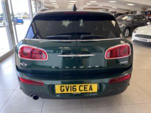 2016 MINI Clubman 1.5 Clubman Cooper in Green — image 6