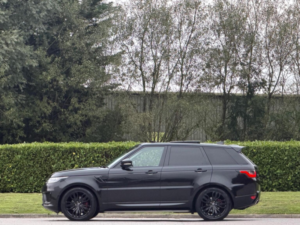 2018 Land Rover Range Rover Sport 3.0 Sd V6 Autobiography Dynamic Auto 4WD Euro 6 (s/s) 5dr in Black — image 4