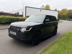 2018 Land Rover Range Rover 3.0 Sd V6 Vogue in Grey — image 6