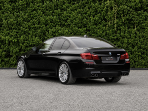 2014 BMW M5 4.4 M5 Saloon in Black — image 3