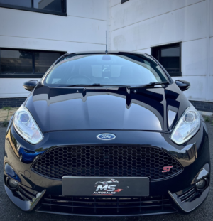 2016 Ford Fiesta 1.6 T Ecoboost St-3 in Black — image 5
