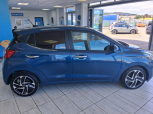 2024 Hyundai I10 1.2 I10 Premium 1.2 79ps AMT My25 in Blue — image 5