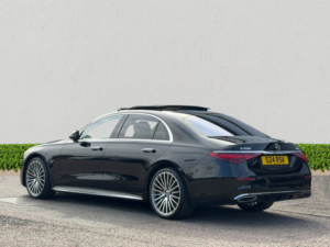 2022 Mercedes-Benz S-Class 3.0 S500lh Mhev Amg Line (premium Plus, Executive) Saloon 4dr Petrol Hybrid G-Tronic+ 4matic Euro 6 (s/s) (435 Ps) in Black — image 5