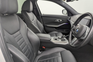 2021 BMW 3 Series 2.0 330e 12kwh M Sport Touring 5dr Petrol Plug-In Hybrid Auto Euro 6 (s/s) (292 Ps) in White — image 3