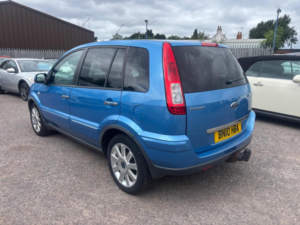 2010 Ford Fusion 1.6 Tdci Titanium 5dr in Blue — image 2