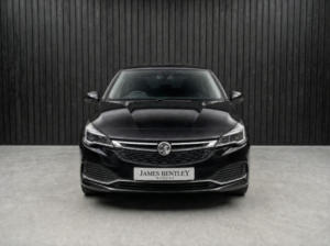 2017 Vauxhall Astra 1.6 Cdti Ecotec Blueinjection Sri Vx Line Nav Euro 6 5dr in Black — image 3