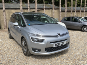 2015 Citroen Grand C4 Picasso 1.6 E-Hdi Exclusive in Silver — image 2