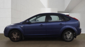 2007 Ford Focus 1.6 Ghia 5dr in Blue — image 6
