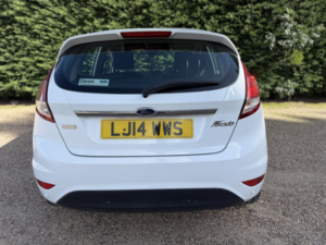 2014 Ford Fiesta 1.0 T Ecoboost Zetec in White — image 4
