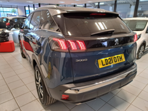 2021 Peugeot 3008 1.2 Puretech Gt SUV 5dr Petrol Eat Euro 6 (s/s) (130 Ps) in Blue — image 2