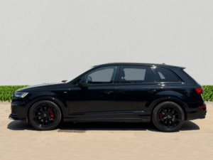 2020 Audi Q7 3.0 Tfsi V6 55 Black Edition SUV 5dr Petrol Tiptronic Quattro Euro 6 (s/s) (340 Ps) in Black — image 4