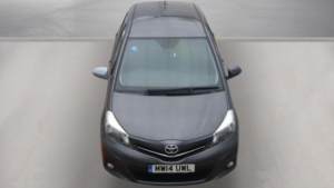 2014 Toyota Yaris 1.33 Dual Vvt-I Icon Plus Euro 5 5dr in Grey — image 6