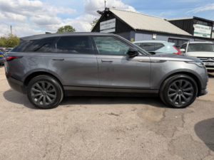 2018 Land Rover Range Rover Velar 2.0 D240 R-Dynamic Se SUV 5dr Diesel Auto 4WD Euro 6 (s/s) (240 Ps) in Grey — image 5